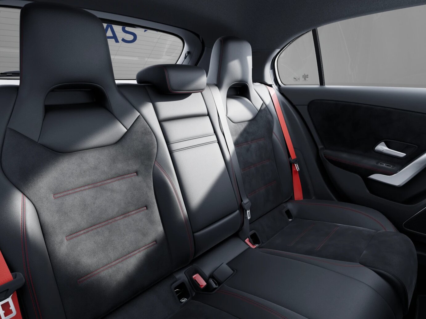 Mercedes-Benz A 35 AMG 4M