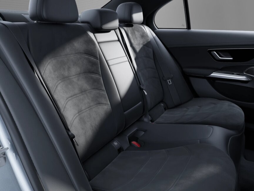 Mercedes-Benz E 200 4MATIC Limousine