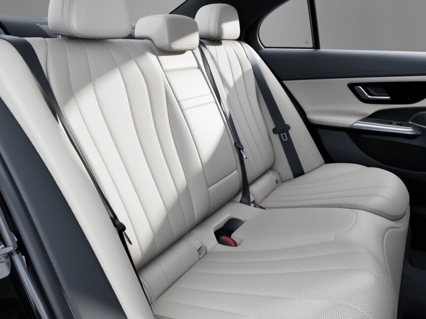 Mercedes-Benz E 200 4MATIC Limousine