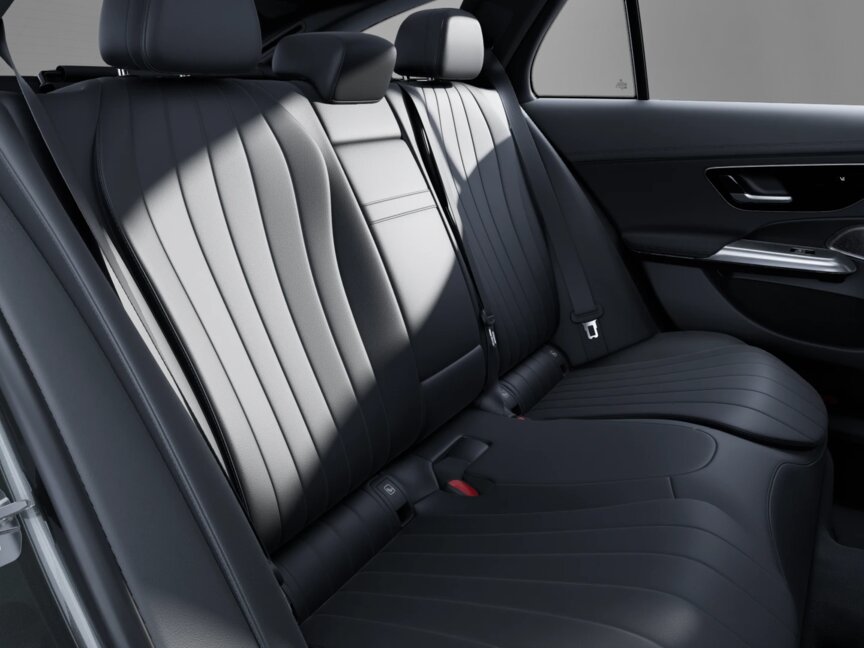 Mercedes-Benz E 300 de 4M T-Modell