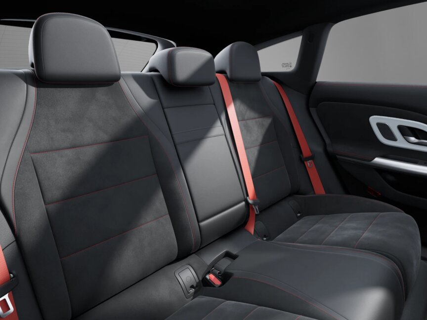 Mercedes-Benz CLA 200 4MATIC Shooting Brake