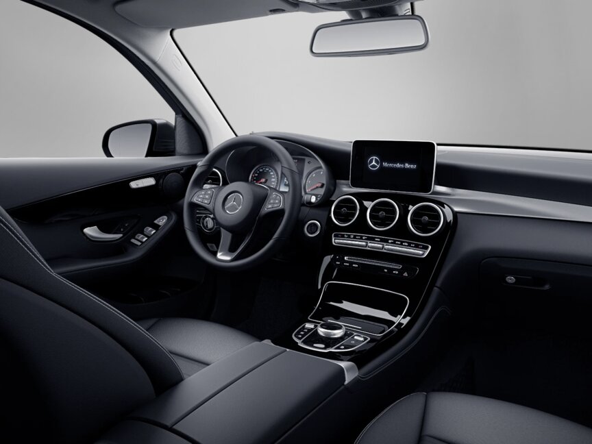 Mercedes-Benz GLC 220 d 4M off-road vehicle