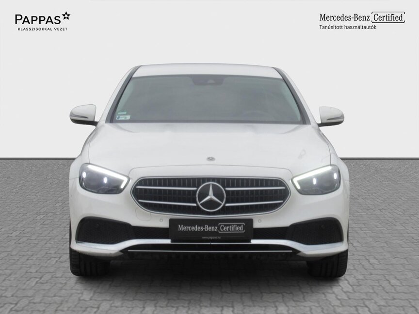 Mercedes-Benz E 300 e 4MATIC Limousine