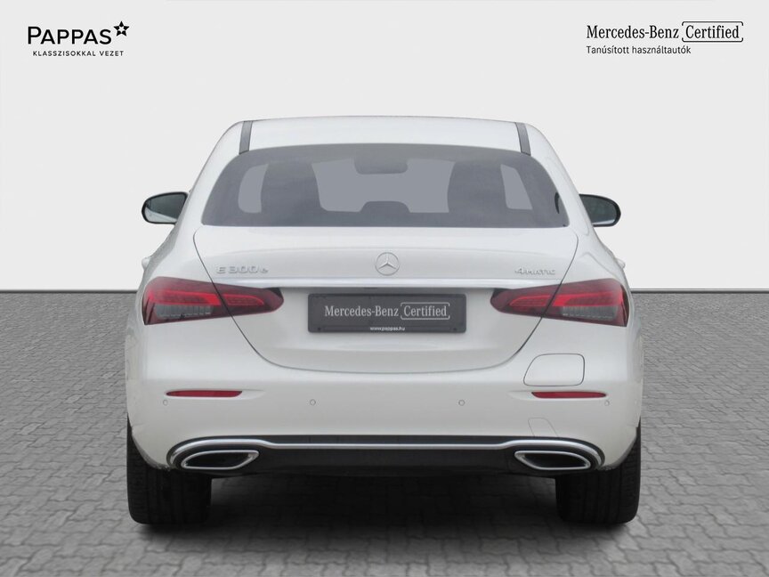Mercedes-Benz E 300 e 4MATIC Limousine