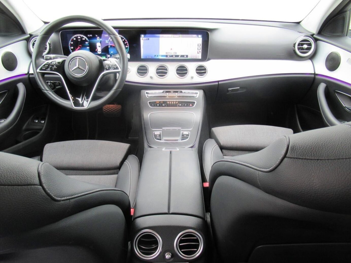 Mercedes-Benz E 300 e 4MATIC Limousine