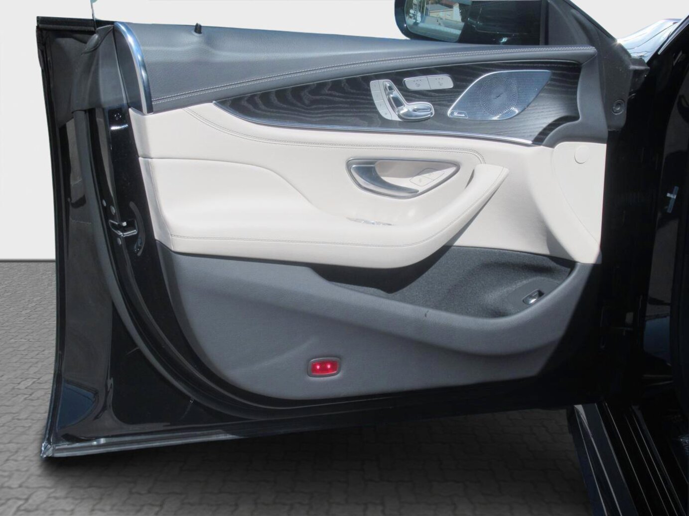 Mercedes-Benz CLS 300 d 4MATIC