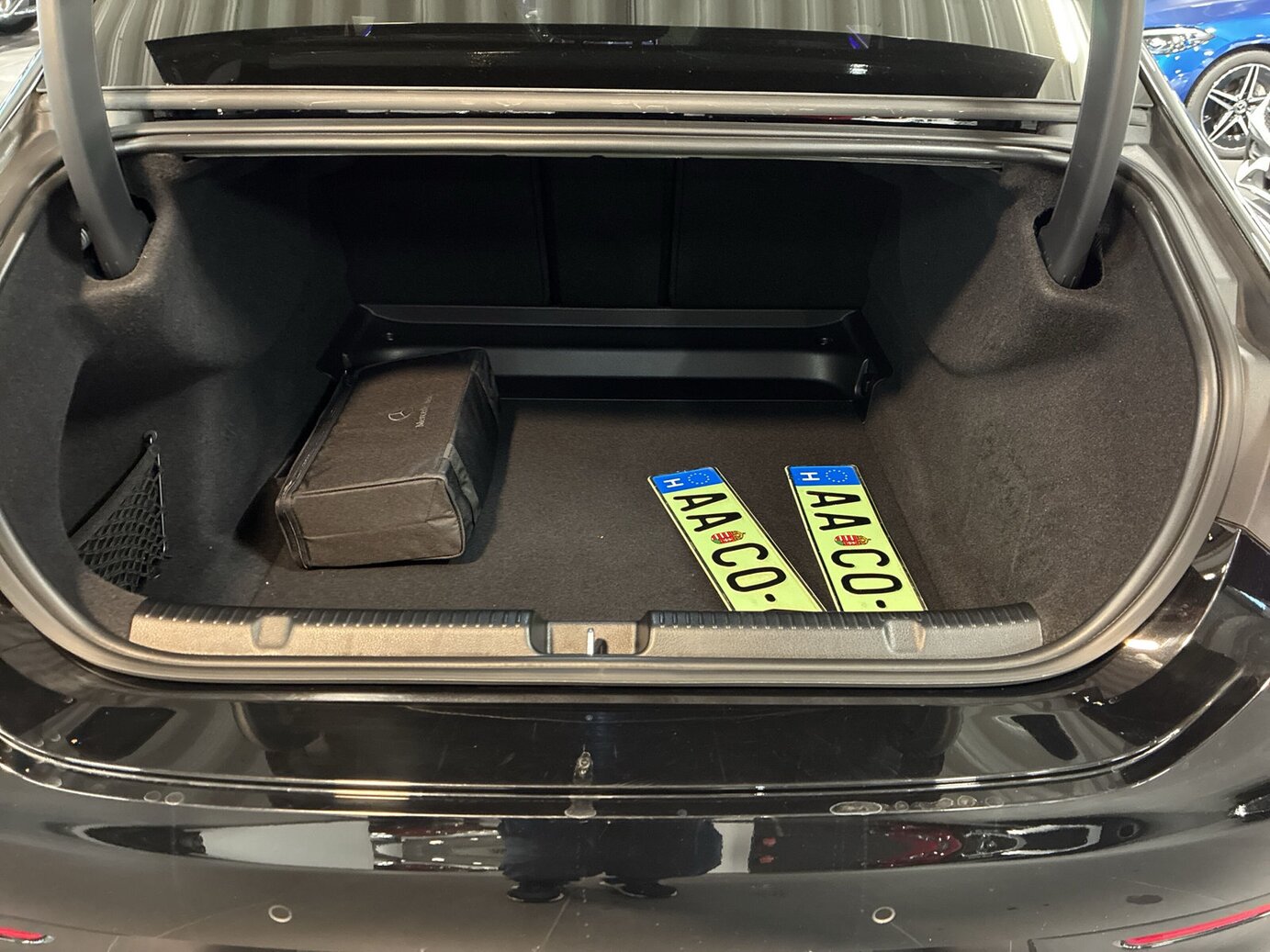 Mercedes-Benz AMG EQE 43 4M