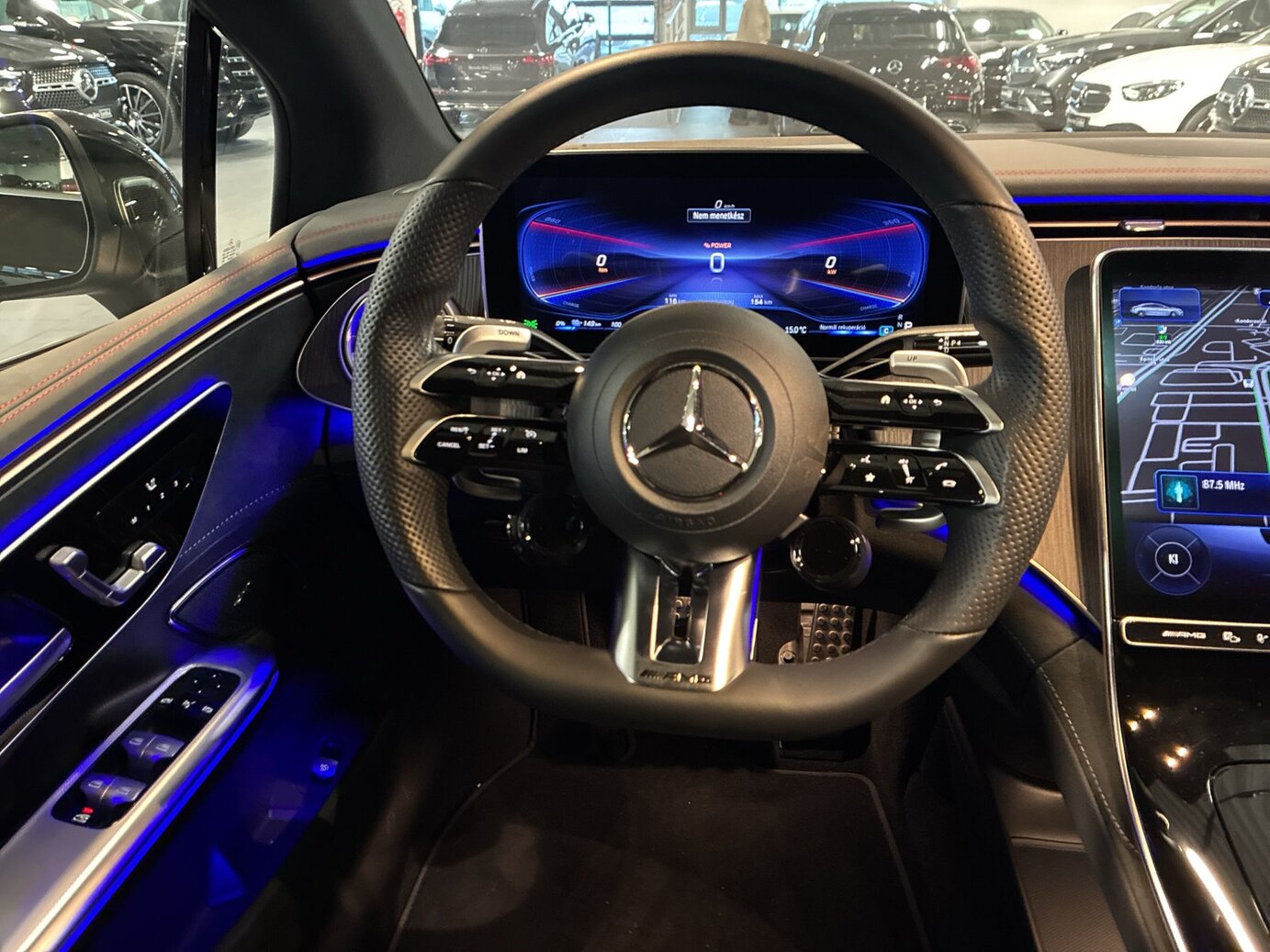 Mercedes-Benz AMG EQE 43 4M