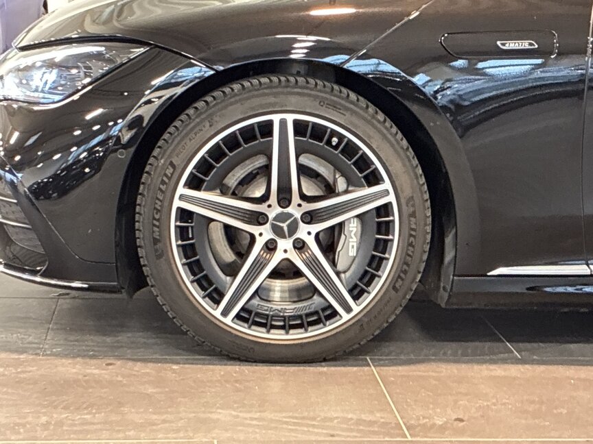 Mercedes-Benz AMG EQE 43 4M