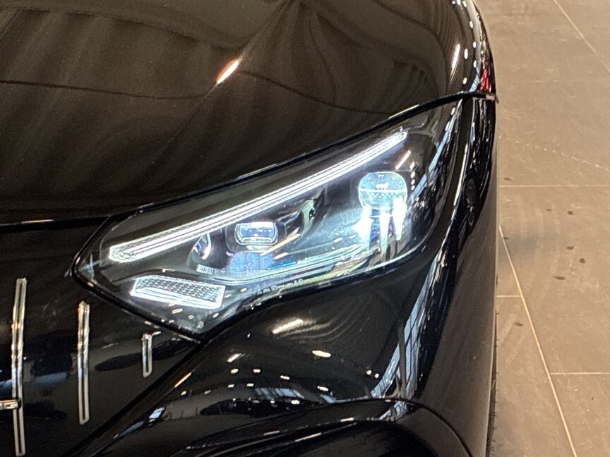 Mercedes-Benz AMG EQE 53 4M+