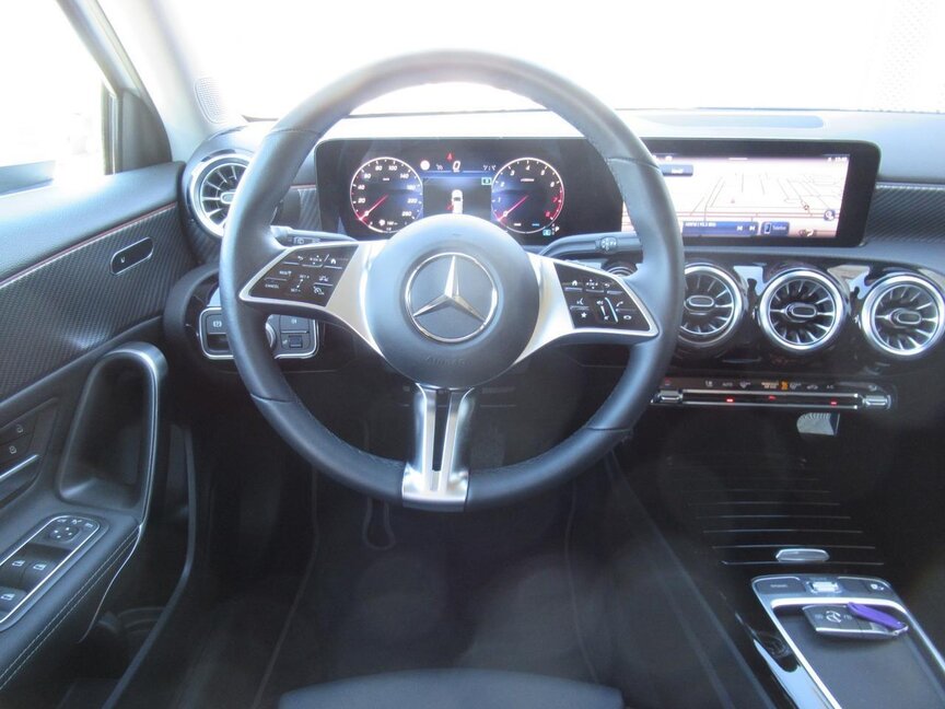 Mercedes-Benz A 180 Kompaktlimousine