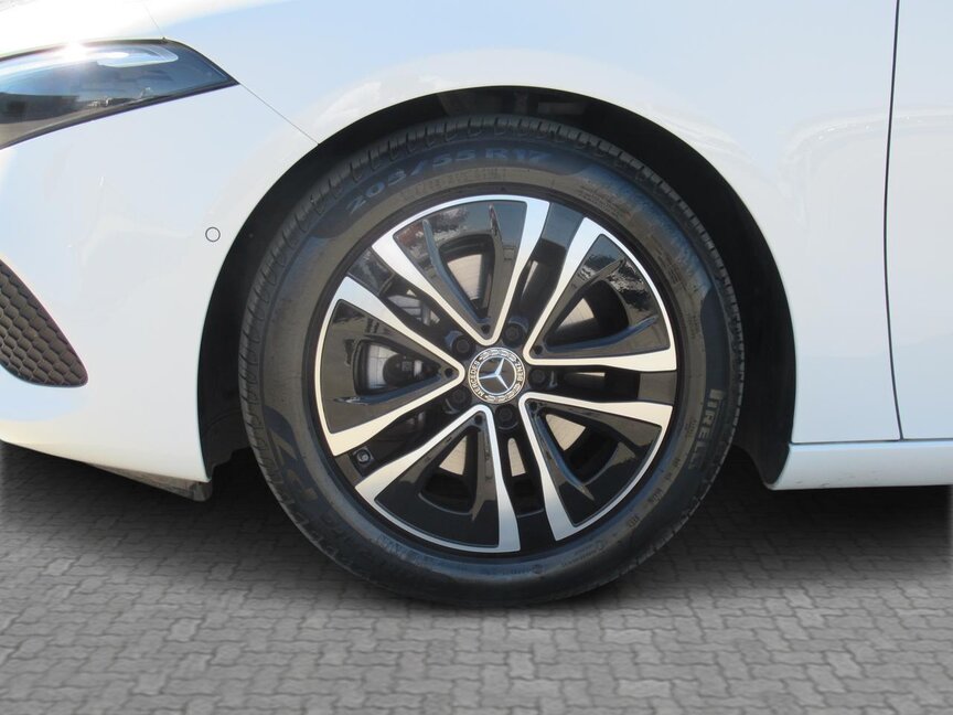 Mercedes-Benz A 180 Kompaktlimousine