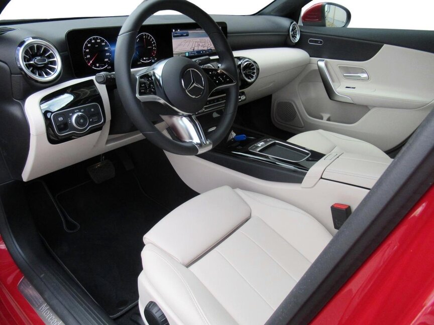 Mercedes-Benz A 250 e Kompaktlimousine