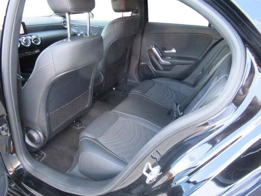 Mercedes-Benz A 250 e Kompaktlimousine mit EQ Hybrid Technologie