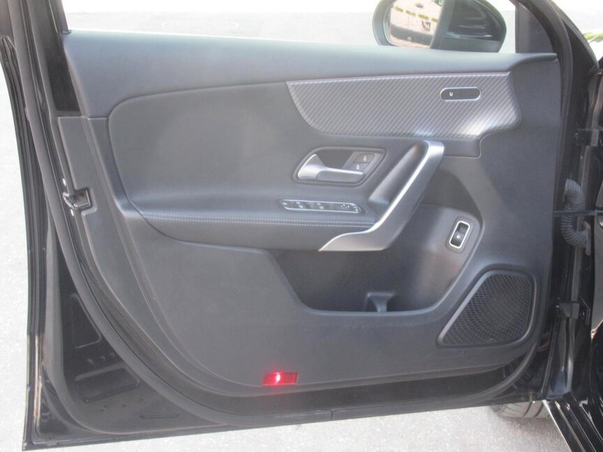 Mercedes-Benz A 250 e Kompaktlimousine mit EQ Hybrid Technologie