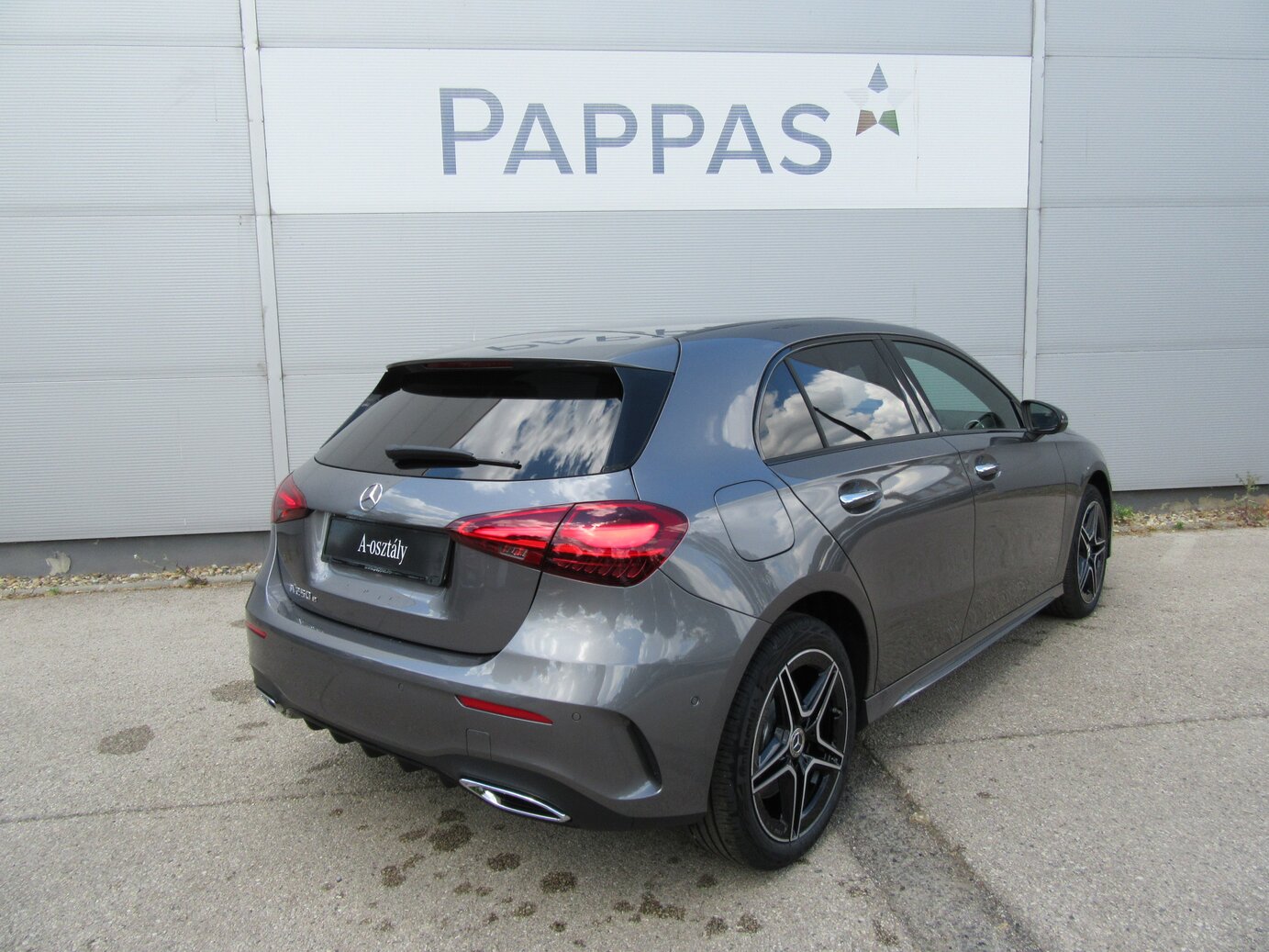 Mercedes-Benz A 250 e