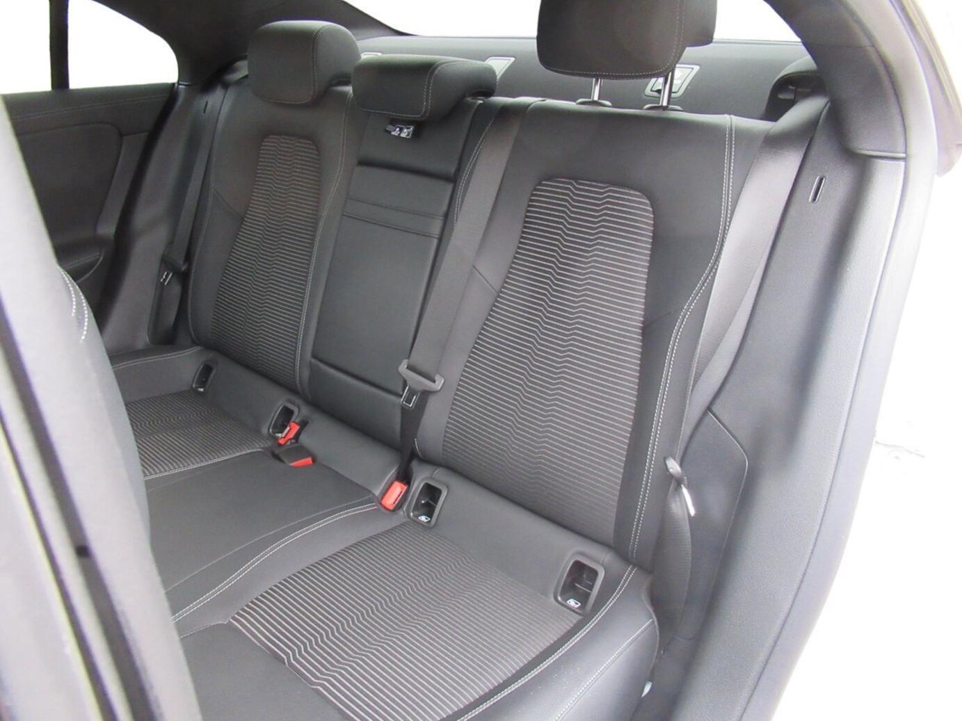 Mercedes-Benz CLA 180 d Coupé