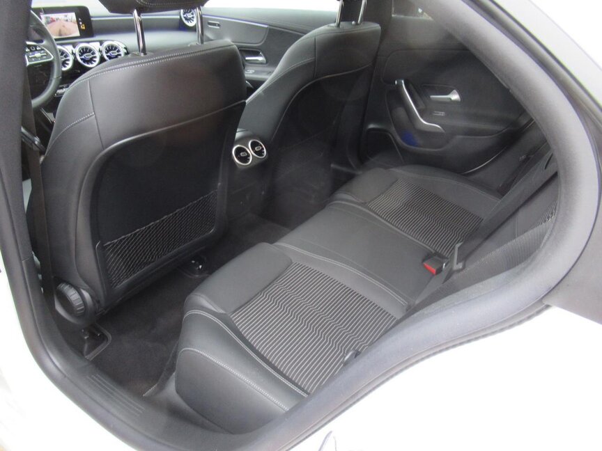 Mercedes-Benz CLA 180 d Coupé