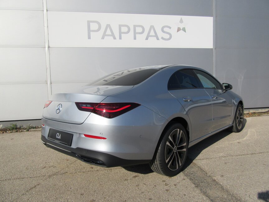 Mercedes-Benz CLA 200 Coupé