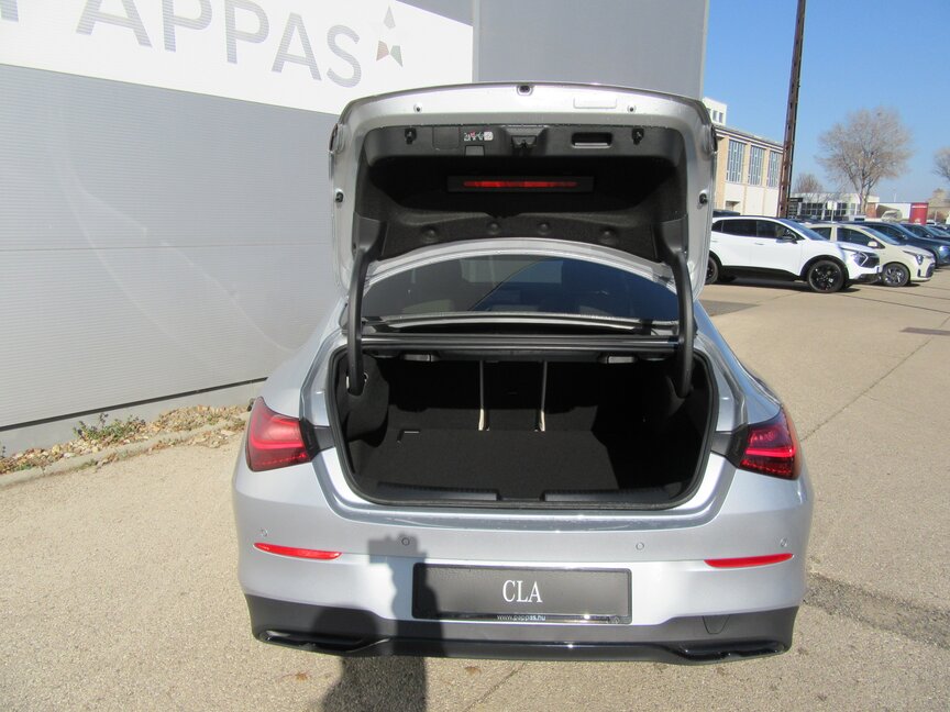 Mercedes-Benz CLA 200 Coupé