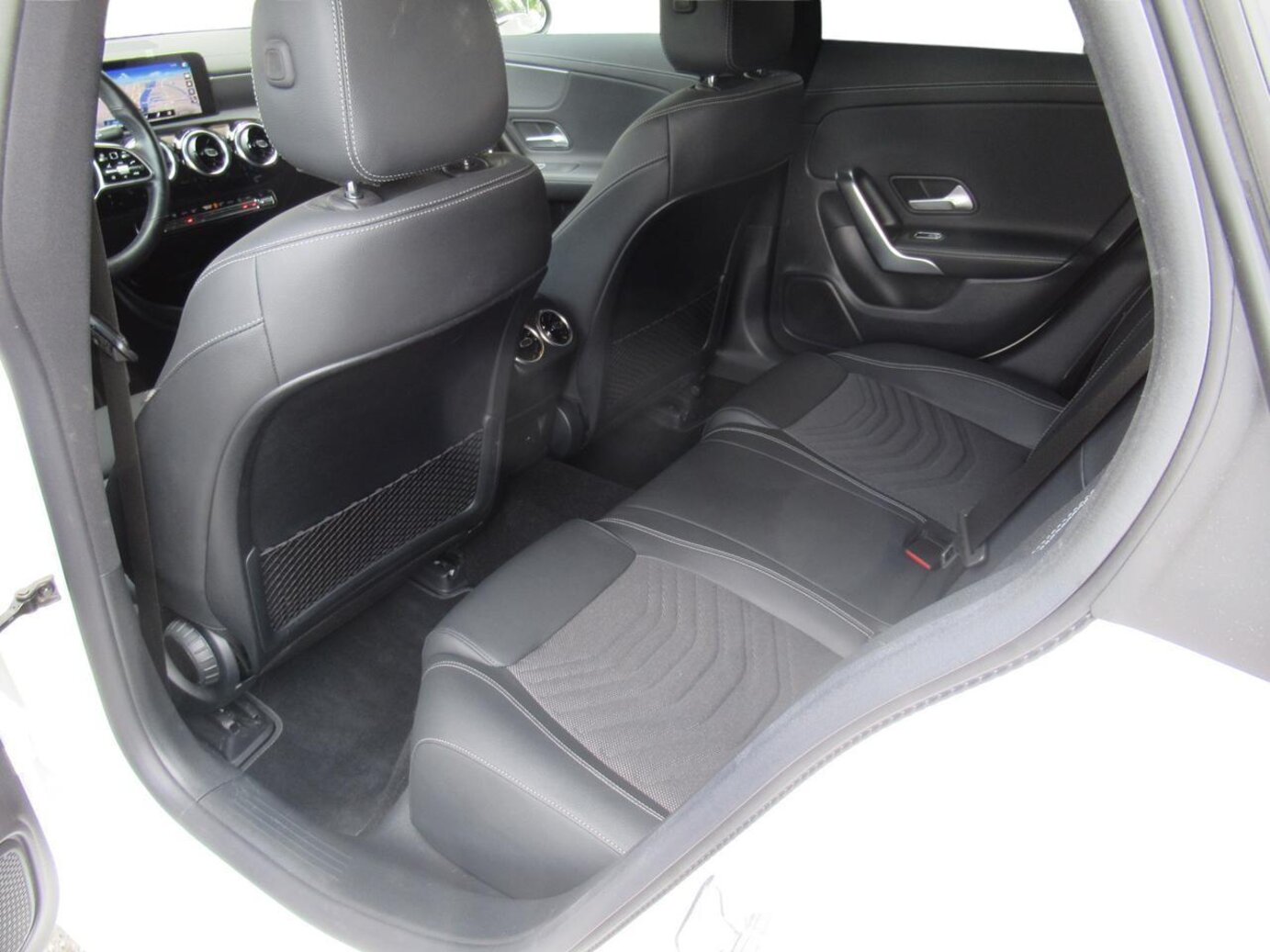 Mercedes-Benz CLA 180 d Shooting Brake