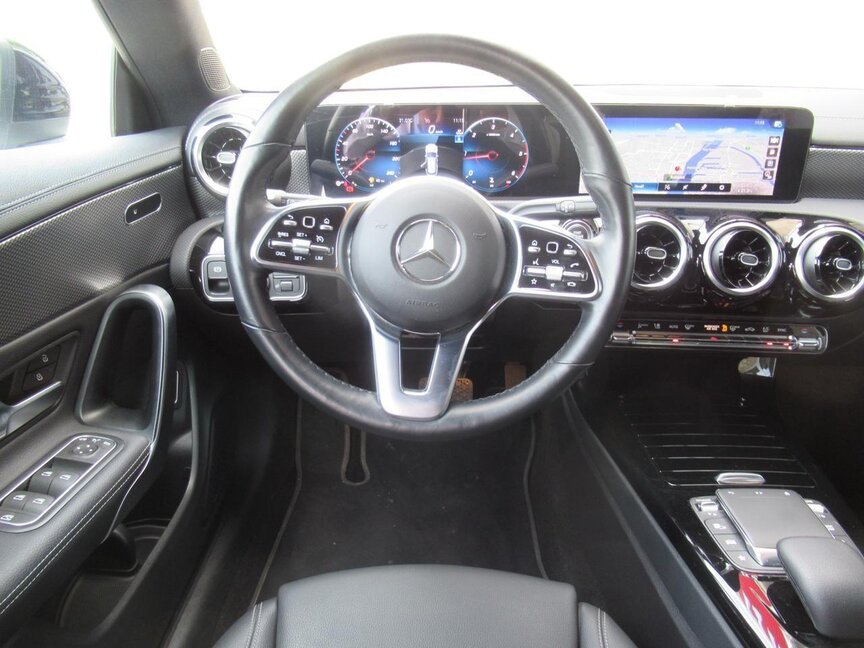 Mercedes-Benz CLA 180 d Shooting Brake