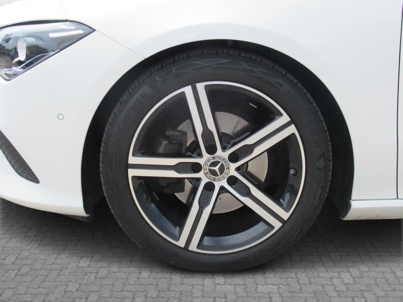 Mercedes-Benz CLA 180 d Shooting Brake