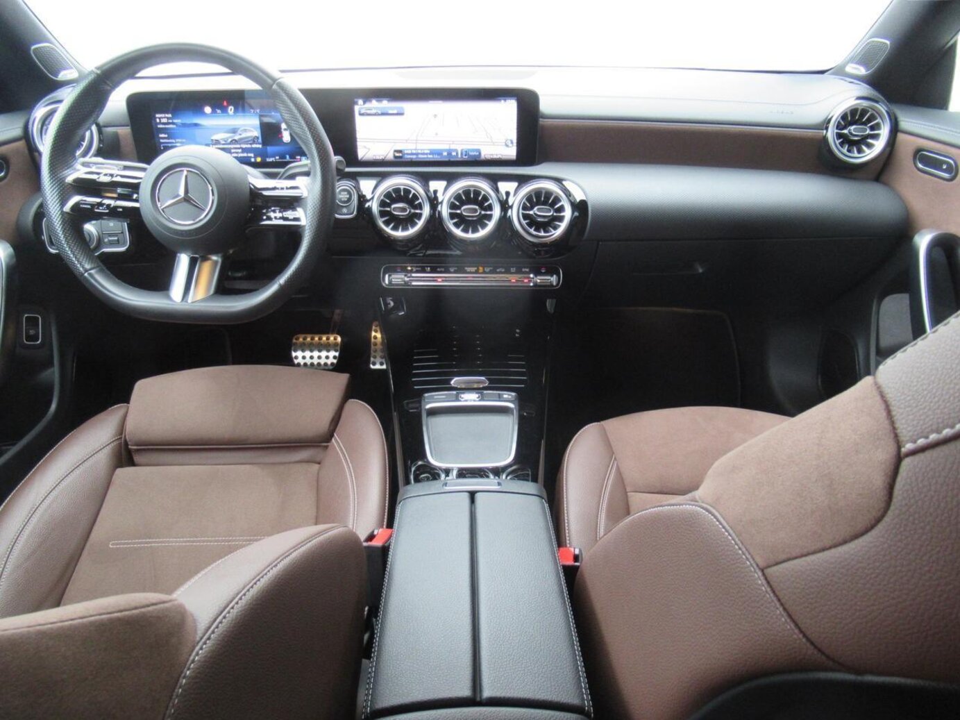 Mercedes-Benz CLA 200 d Shooting Brake