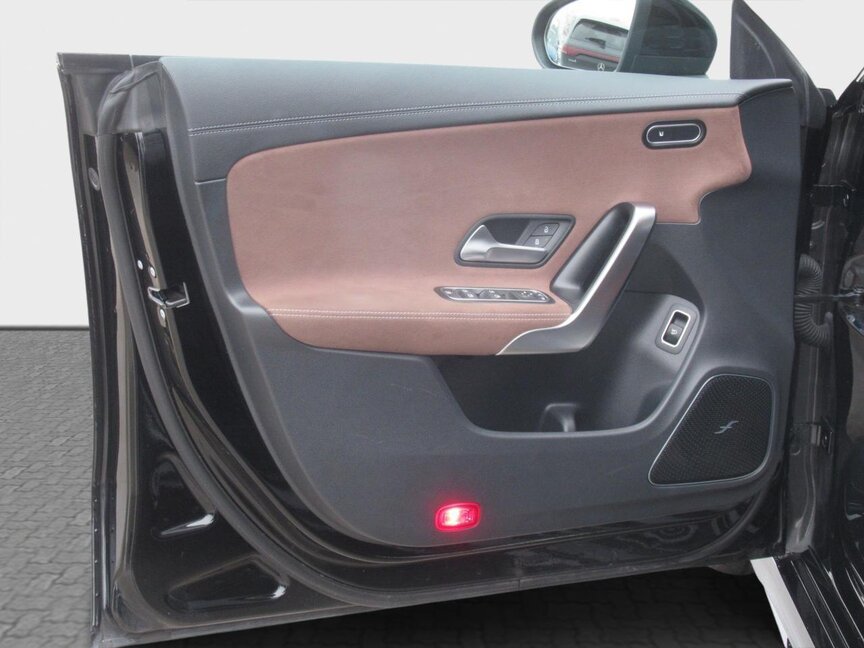 Mercedes-Benz CLA 200 d Shooting Brake