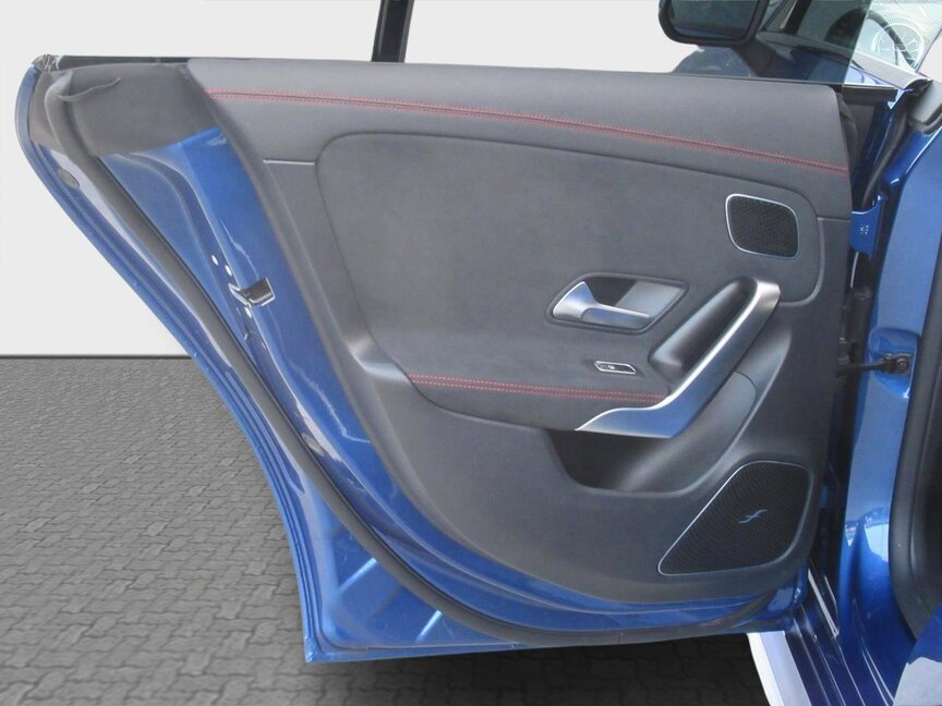 Mercedes-Benz CLA 200 d Shooting Brake