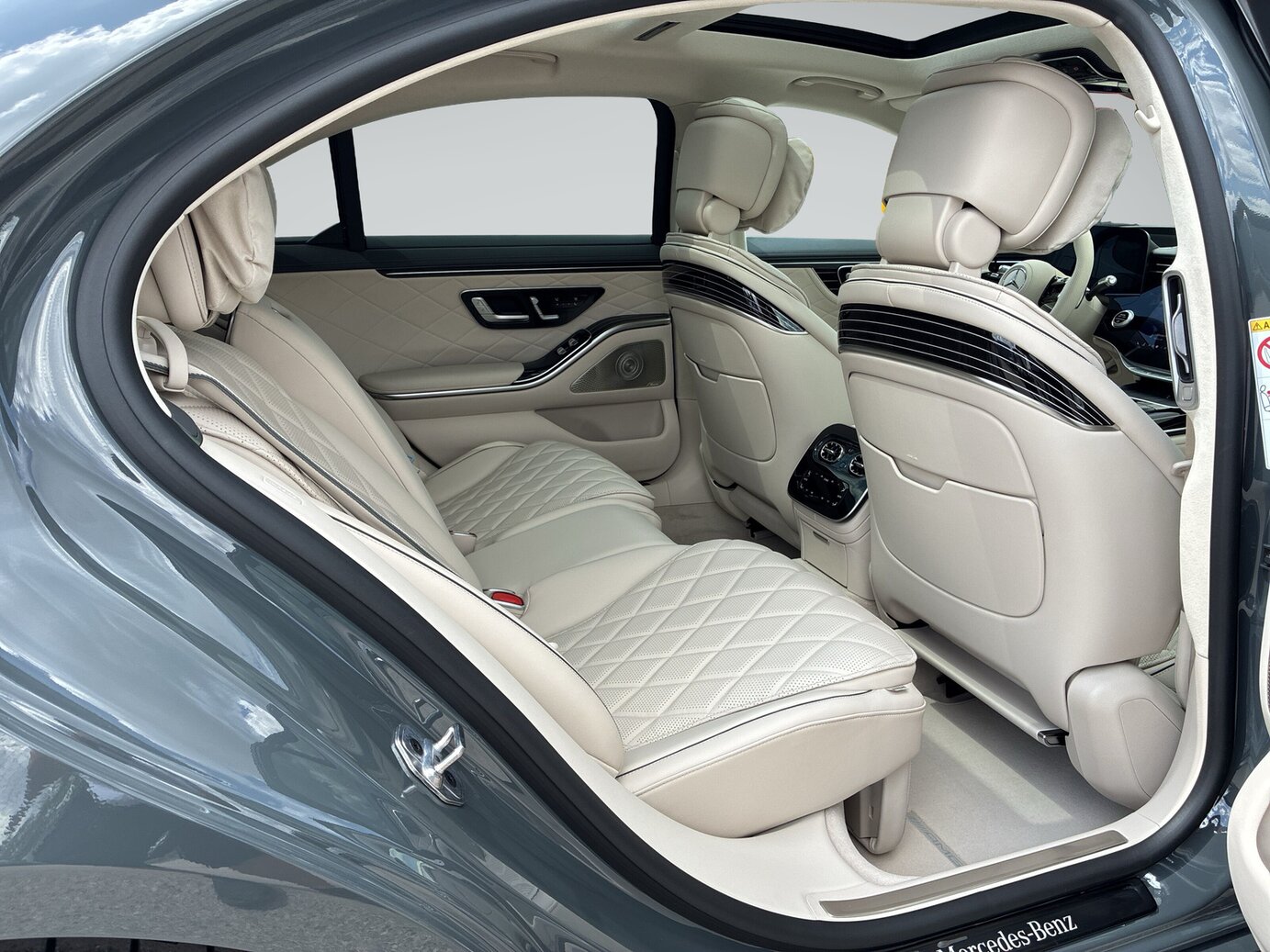 Mercedes-Benz S 580 4MATIC Limuzin (hosszú tengelytáv)