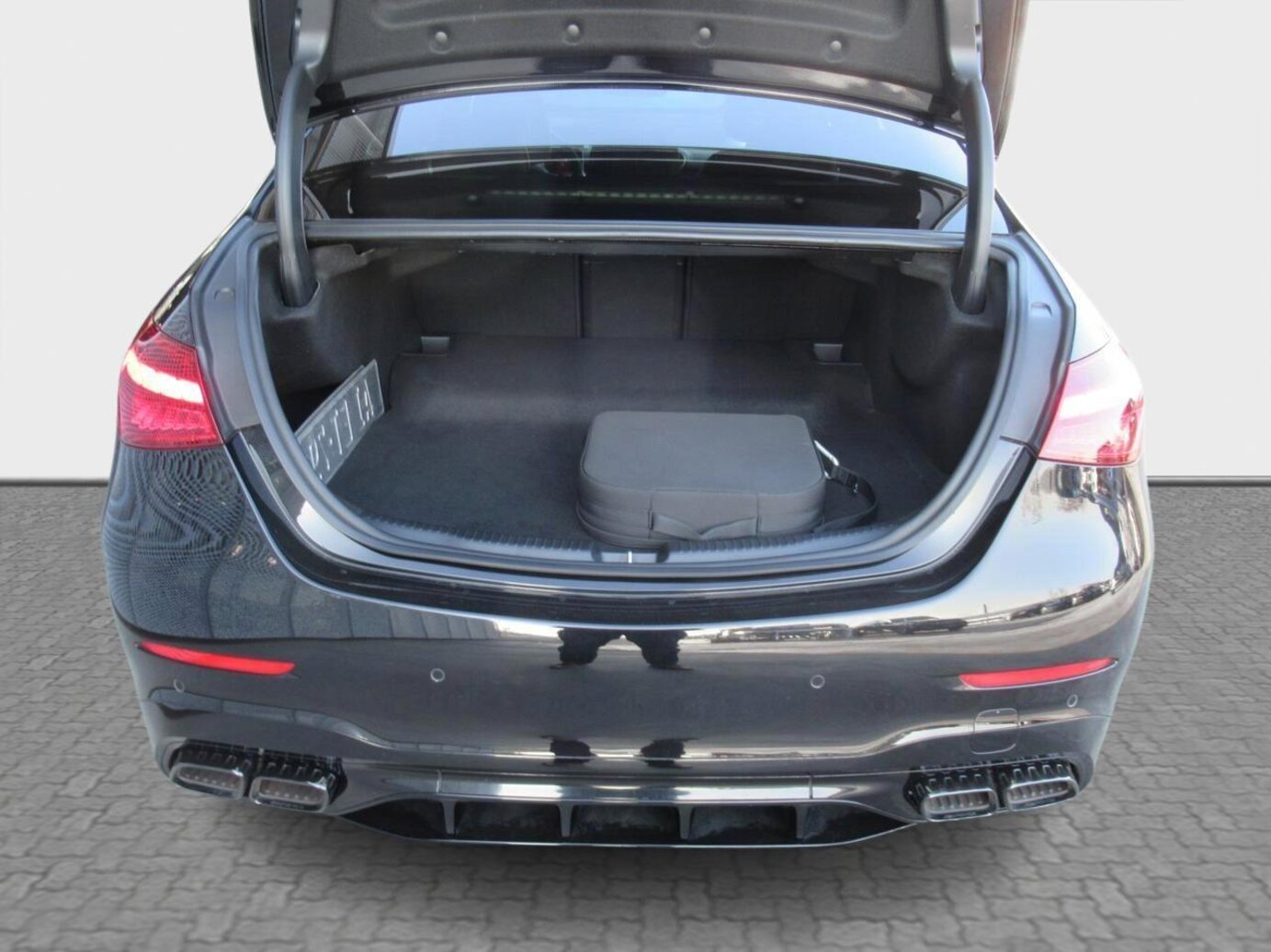 Mercedes-Benz AMG C 63 S E PERF.