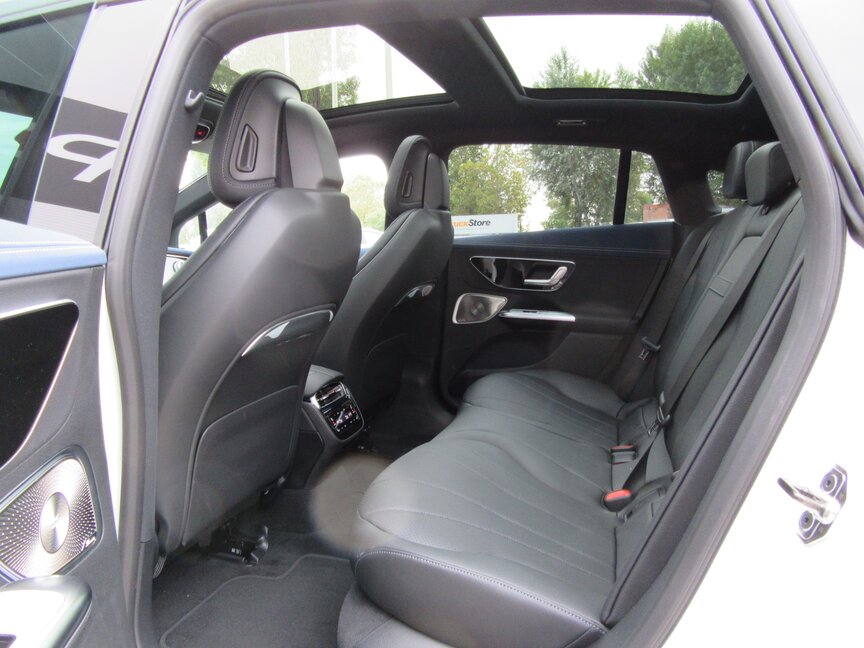 Mercedes-Benz EQE 300