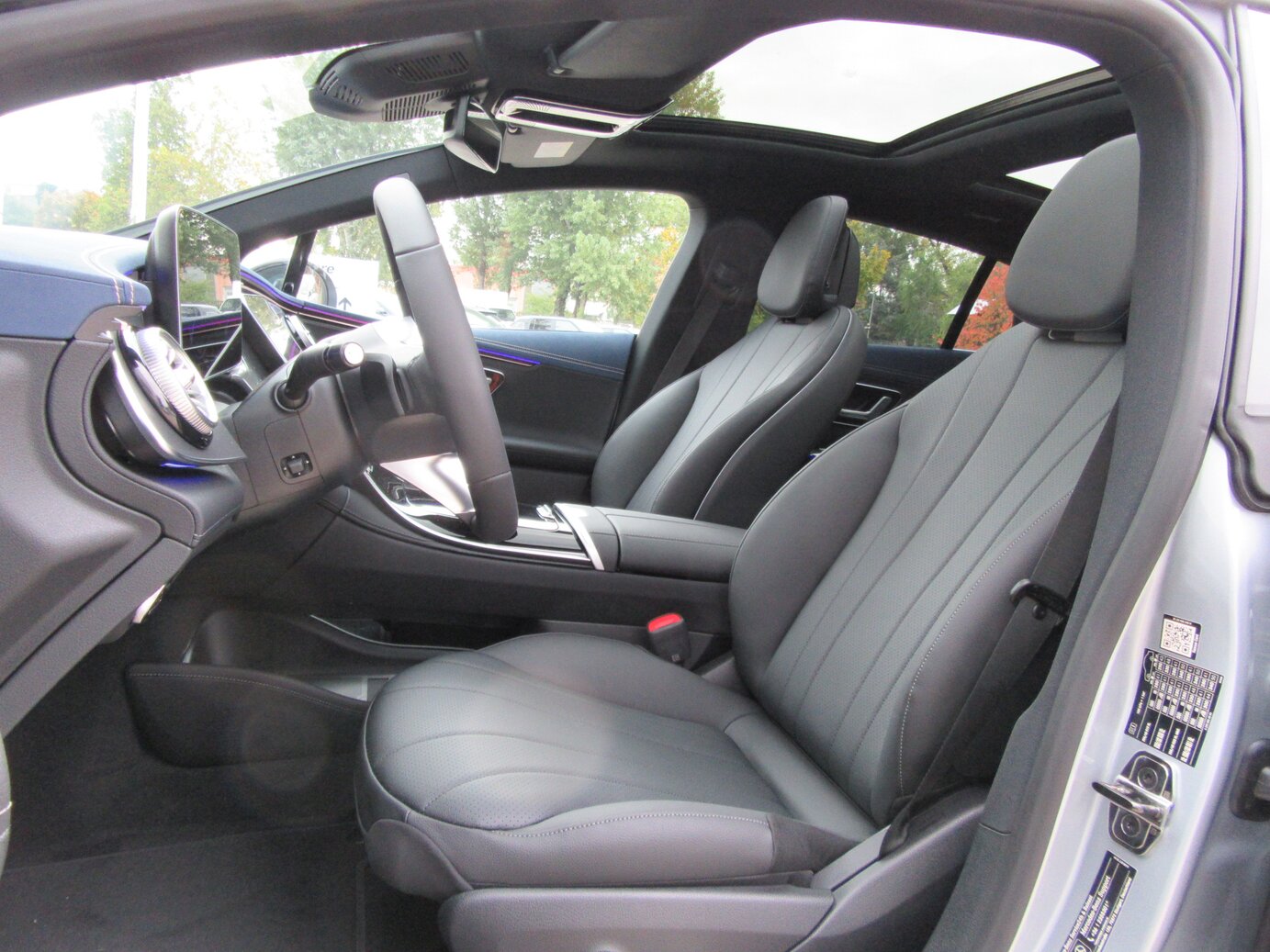 Mercedes-Benz EQE 300