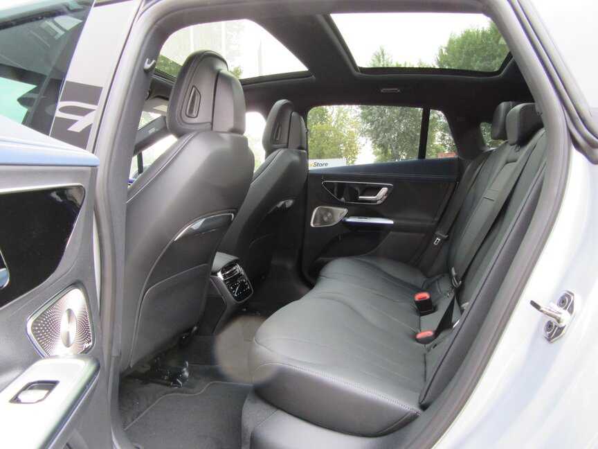 Mercedes-Benz EQE 300