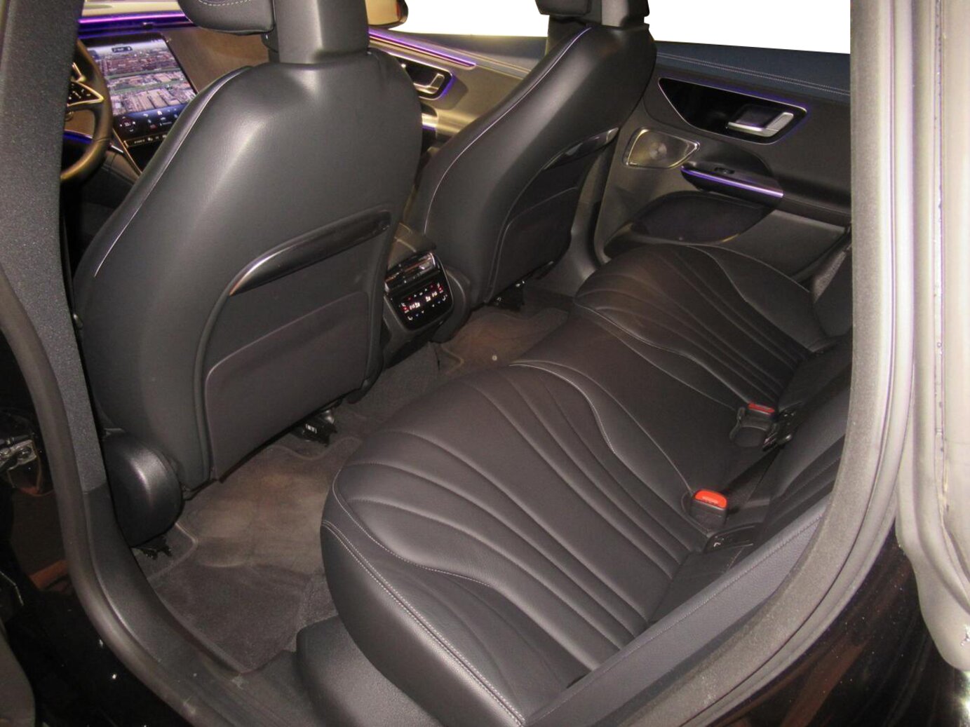 Mercedes-Benz EQE 350 4MATIC