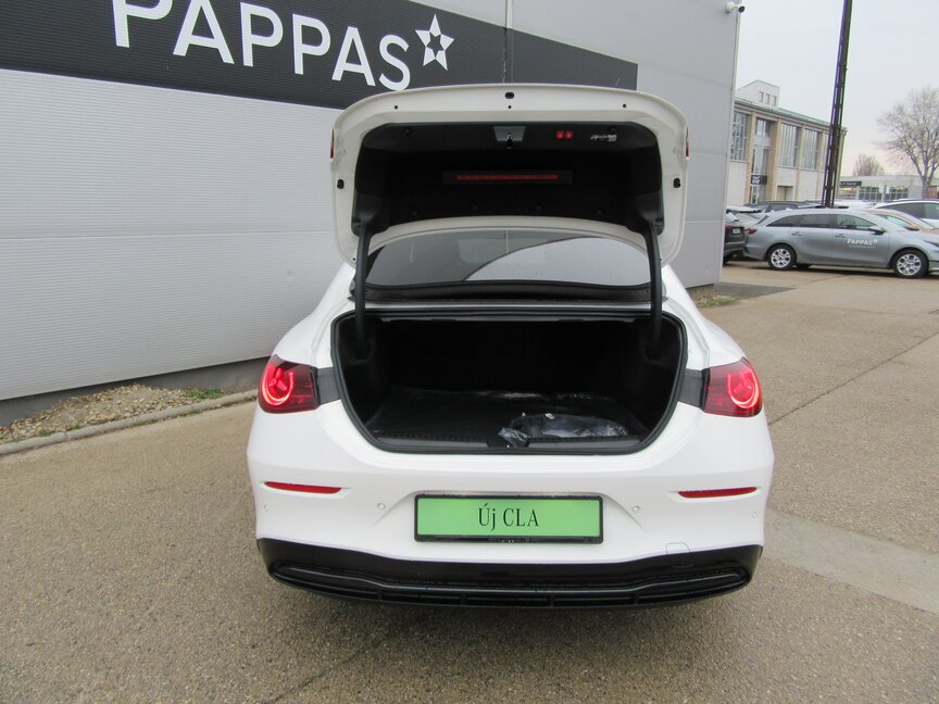 Mercedes-Benz CLA 250+ mit EQ Technologie