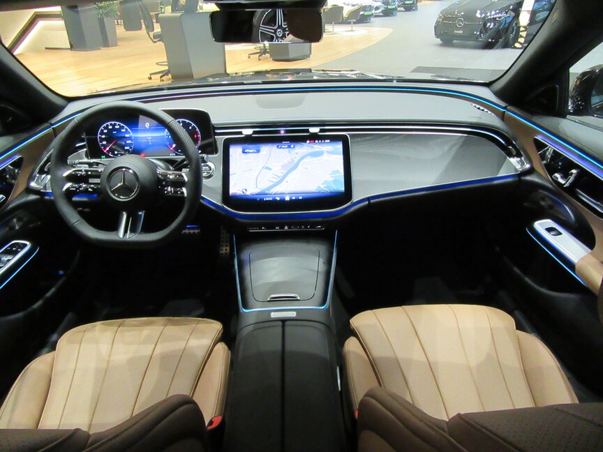 Mercedes-Benz E 220 d 4MATIC Limousine