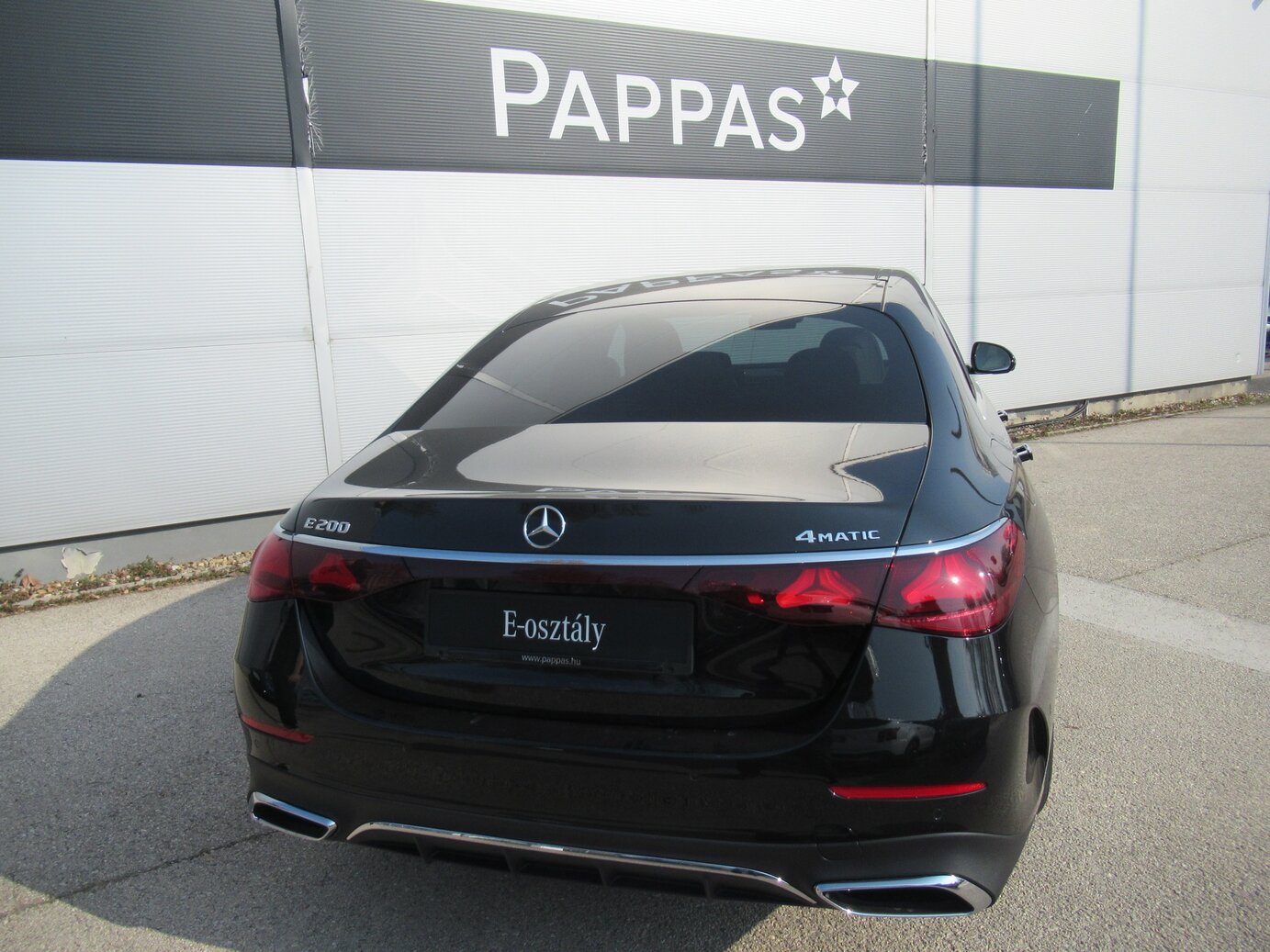 Mercedes-Benz E 200 4MATIC Limousine