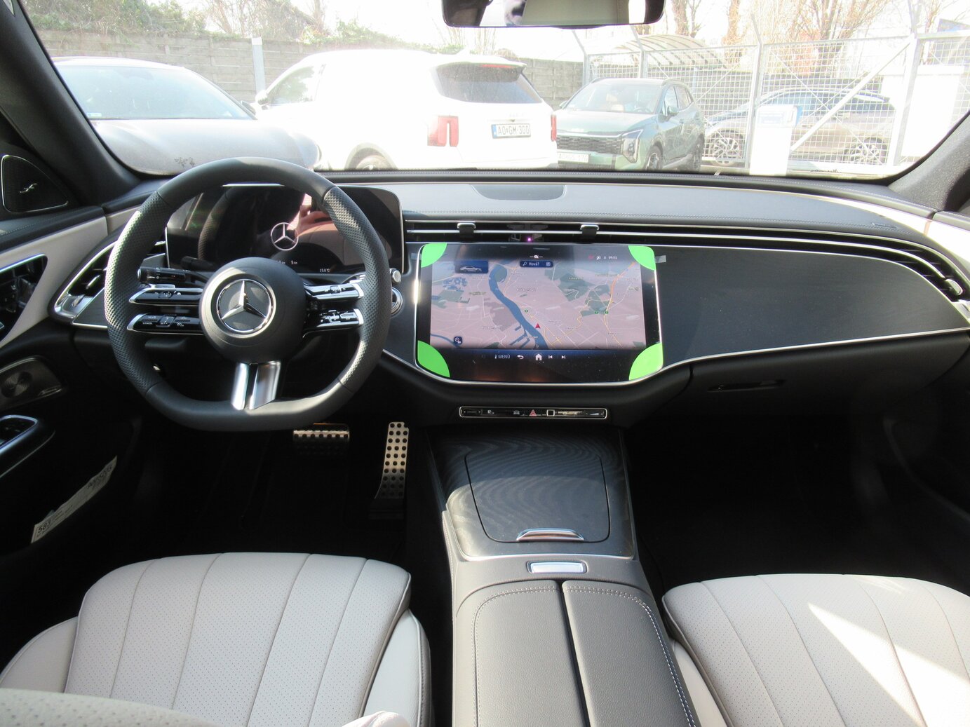 Mercedes-Benz E 200 4MATIC Limousine