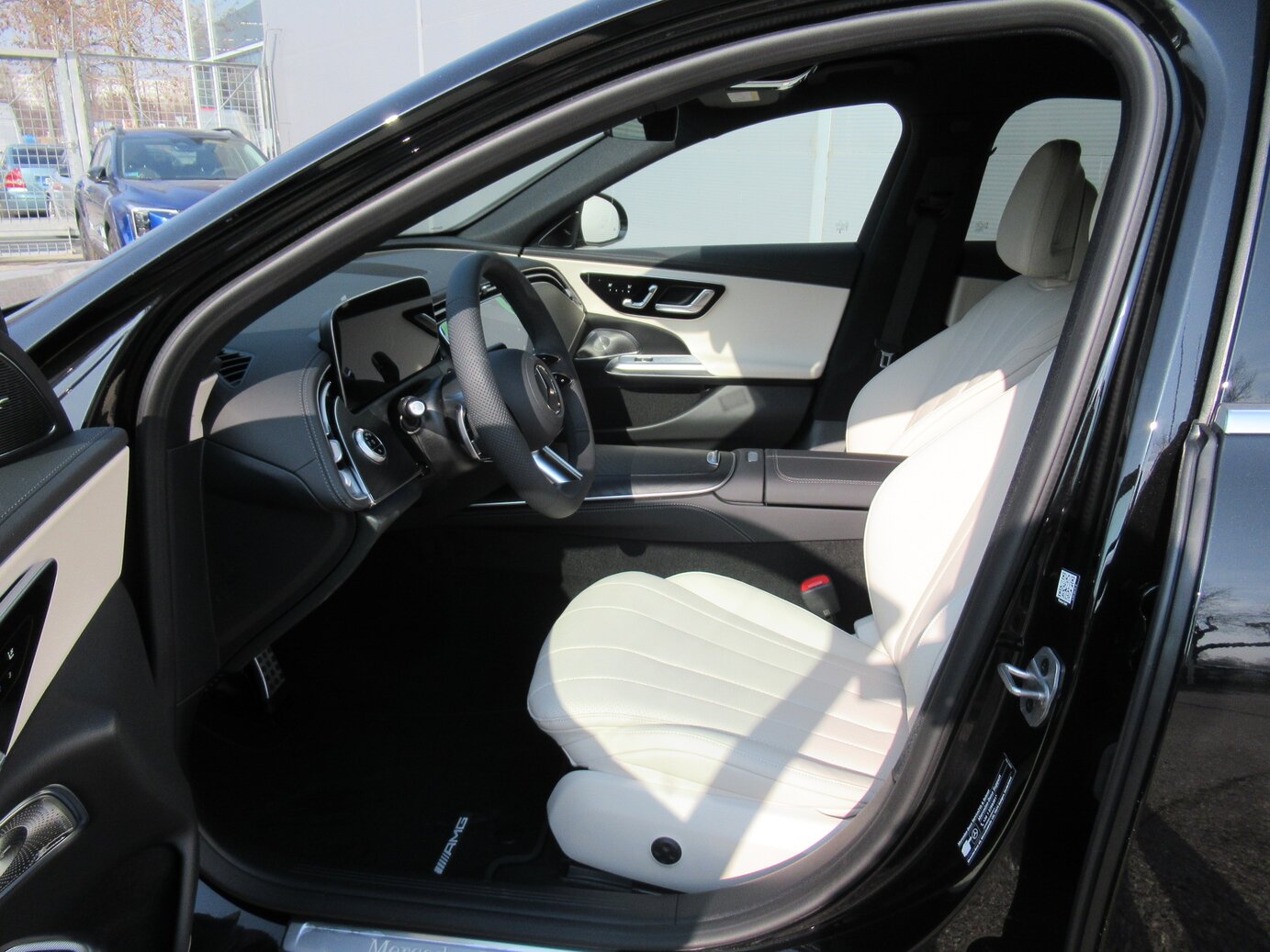 Mercedes-Benz E 200 4MATIC Limousine