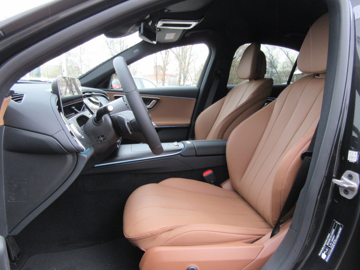 Mercedes-Benz E 200 4MATIC Limousine