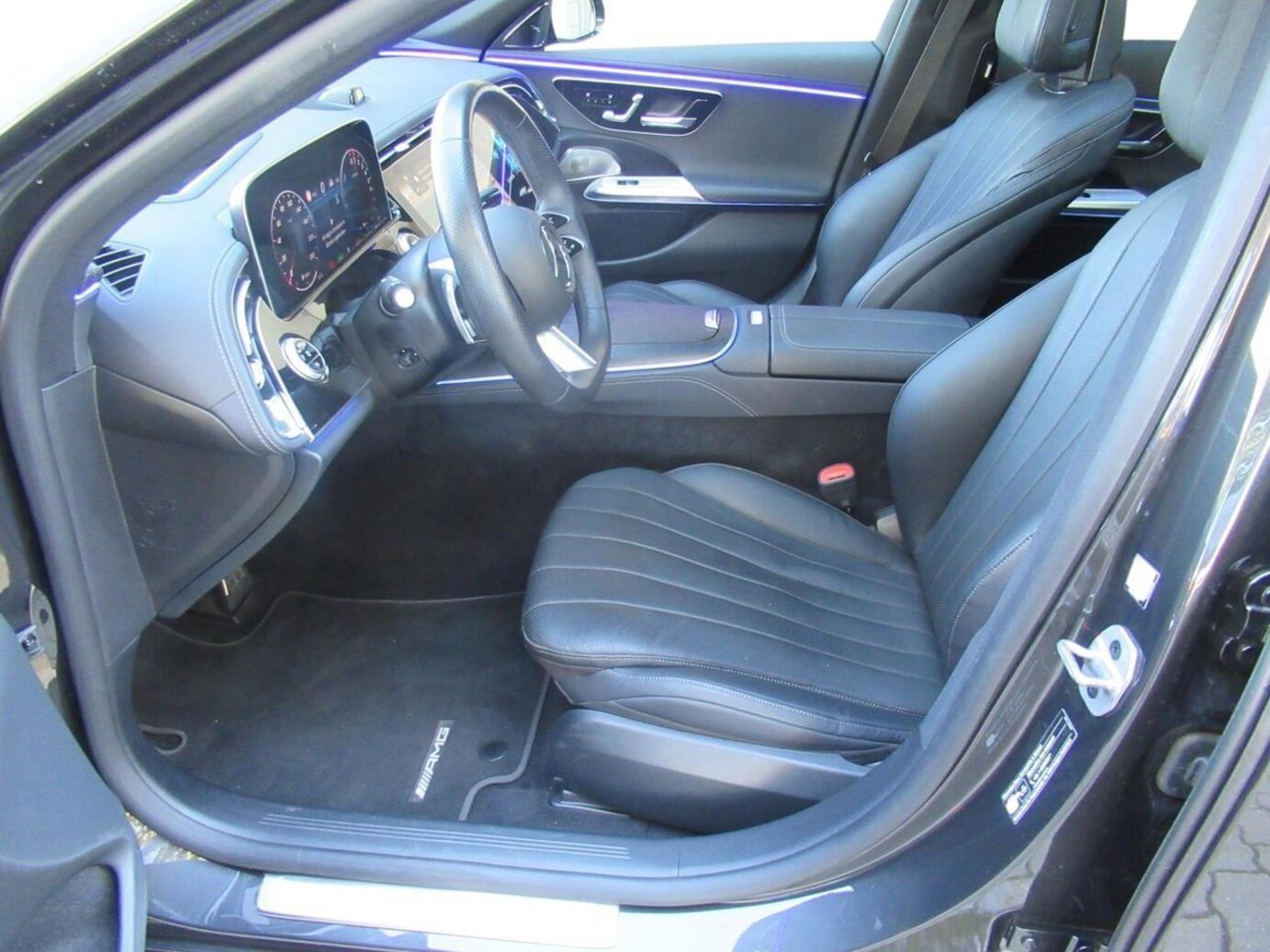 Mercedes-Benz E 300 e 4M