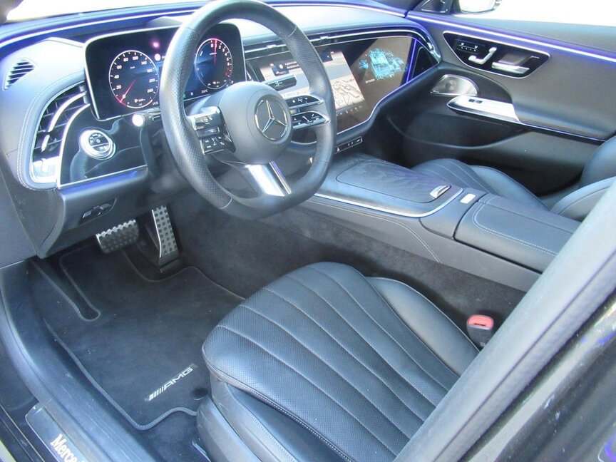 Mercedes-Benz E 300 e 4M