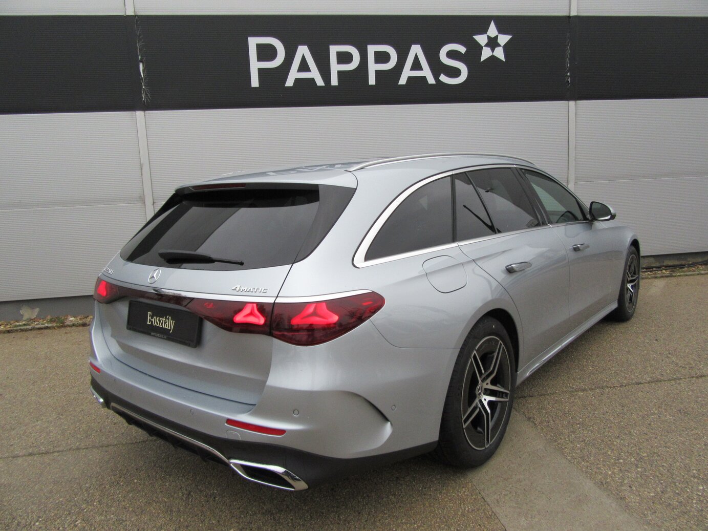 Mercedes-Benz E 220 d 4MATIC T-Modell