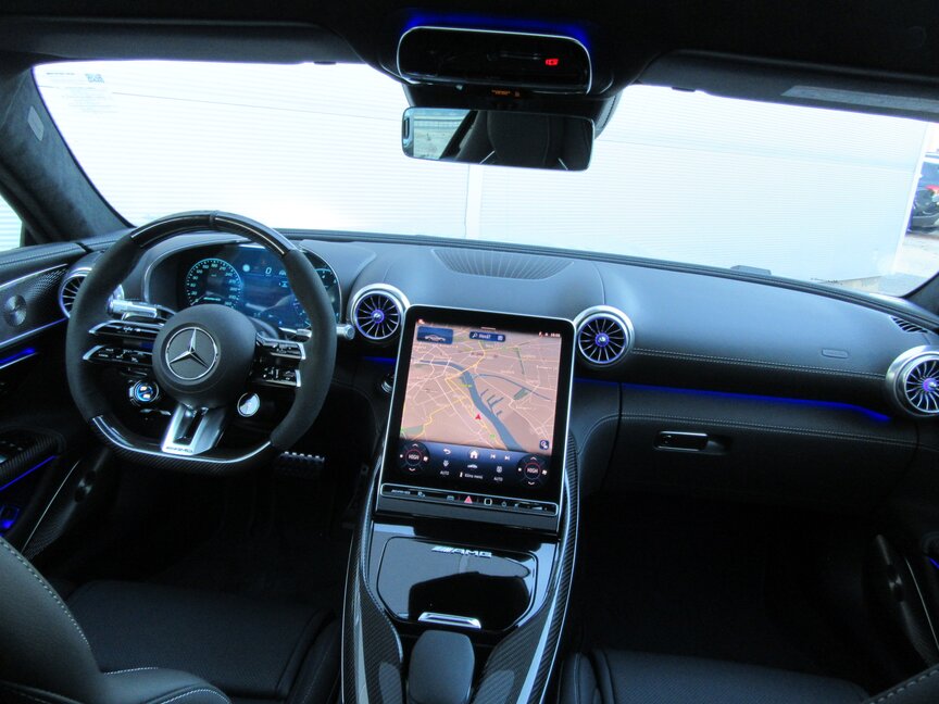 Mercedes-Benz AMG GT 63 PRO 4M