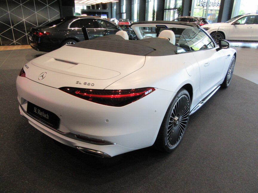 Mercedes-Benz Mercedes-Maybach SL 680 Monogram Series