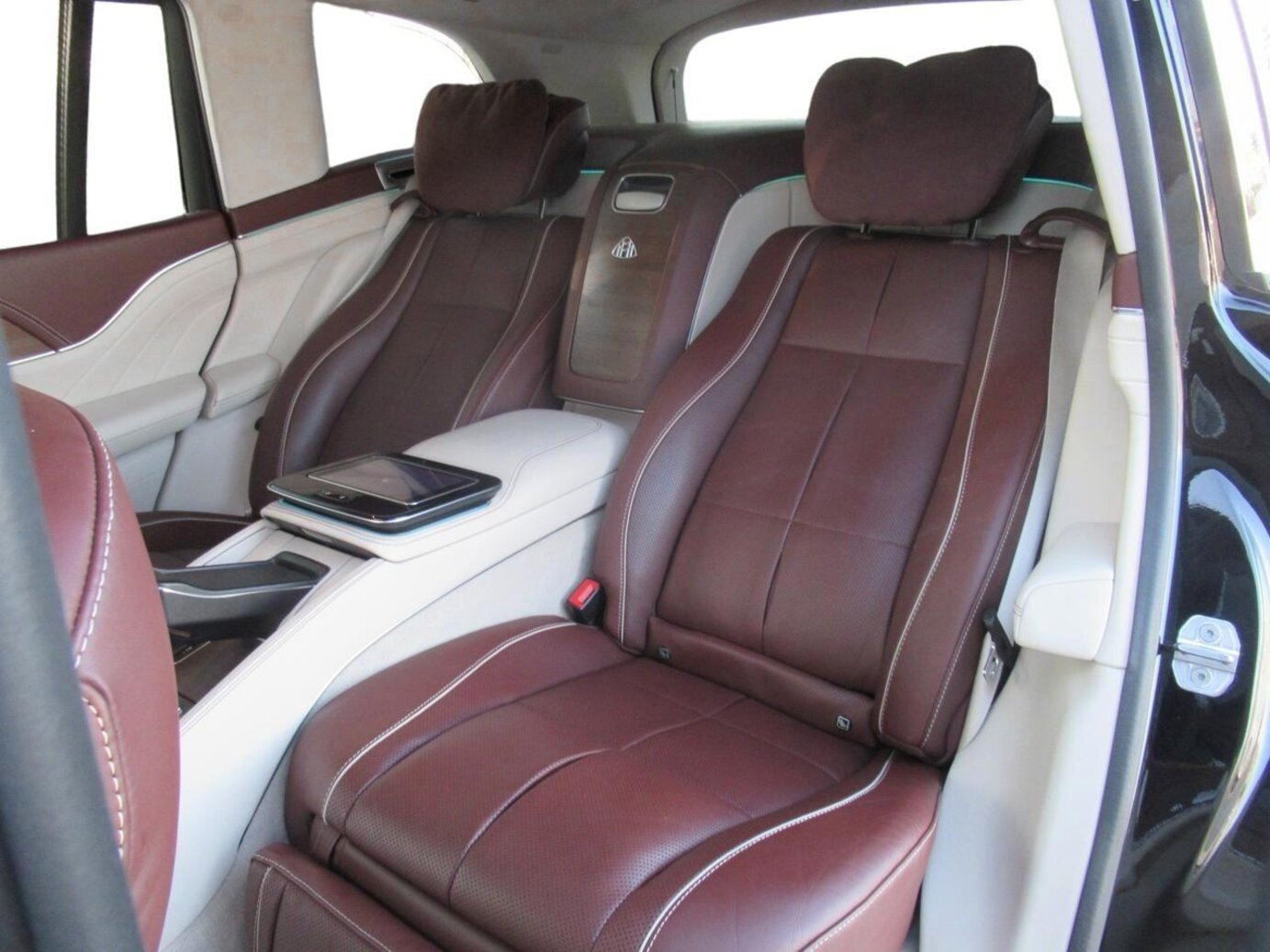 Mercedes-Benz Mercedes-Maybach GLS 600