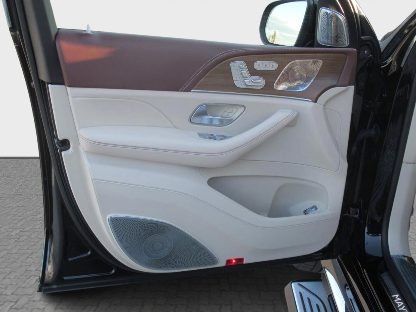 Mercedes-Benz Mercedes-Maybach GLS 600