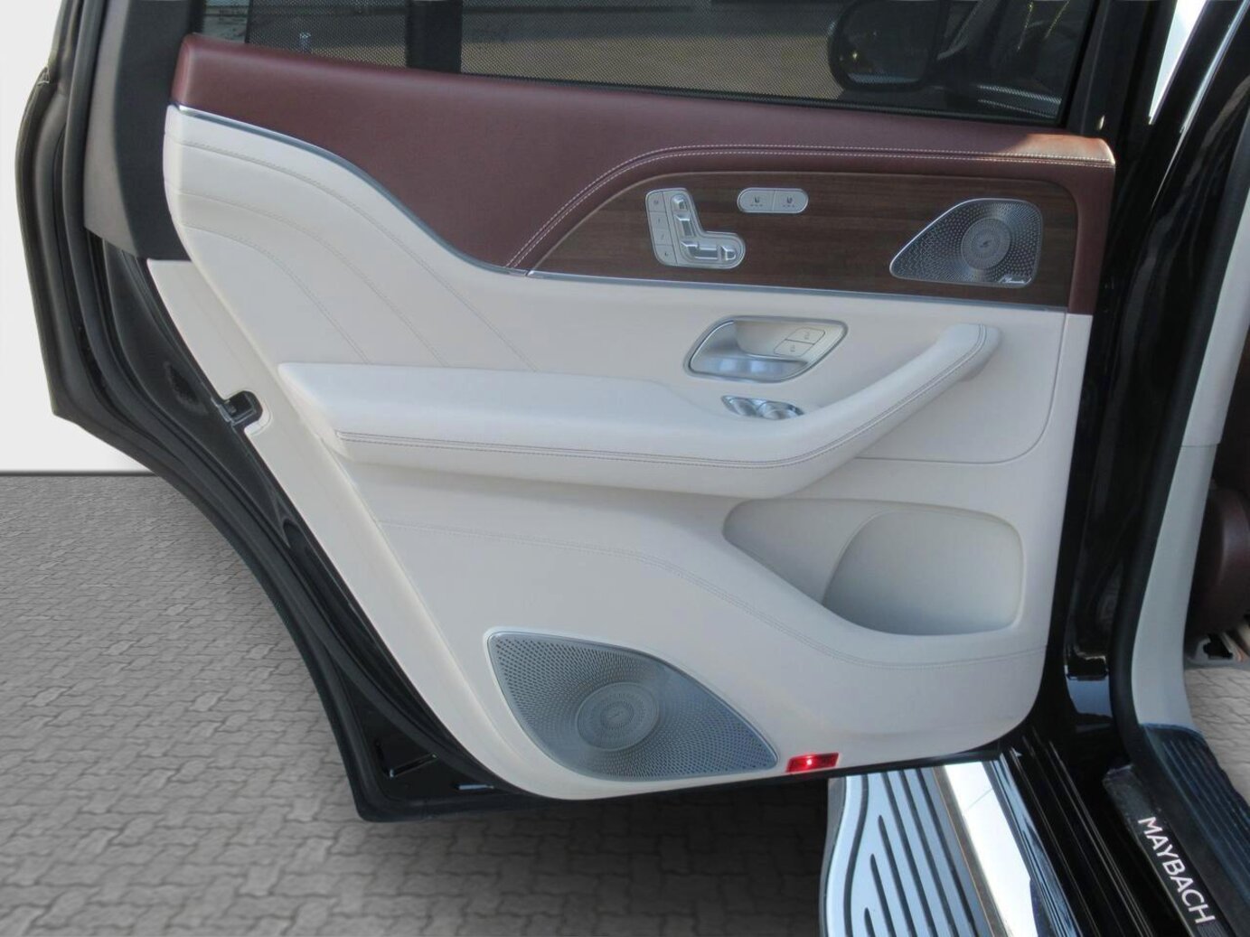 Mercedes-Benz Mercedes-Maybach GLS 600